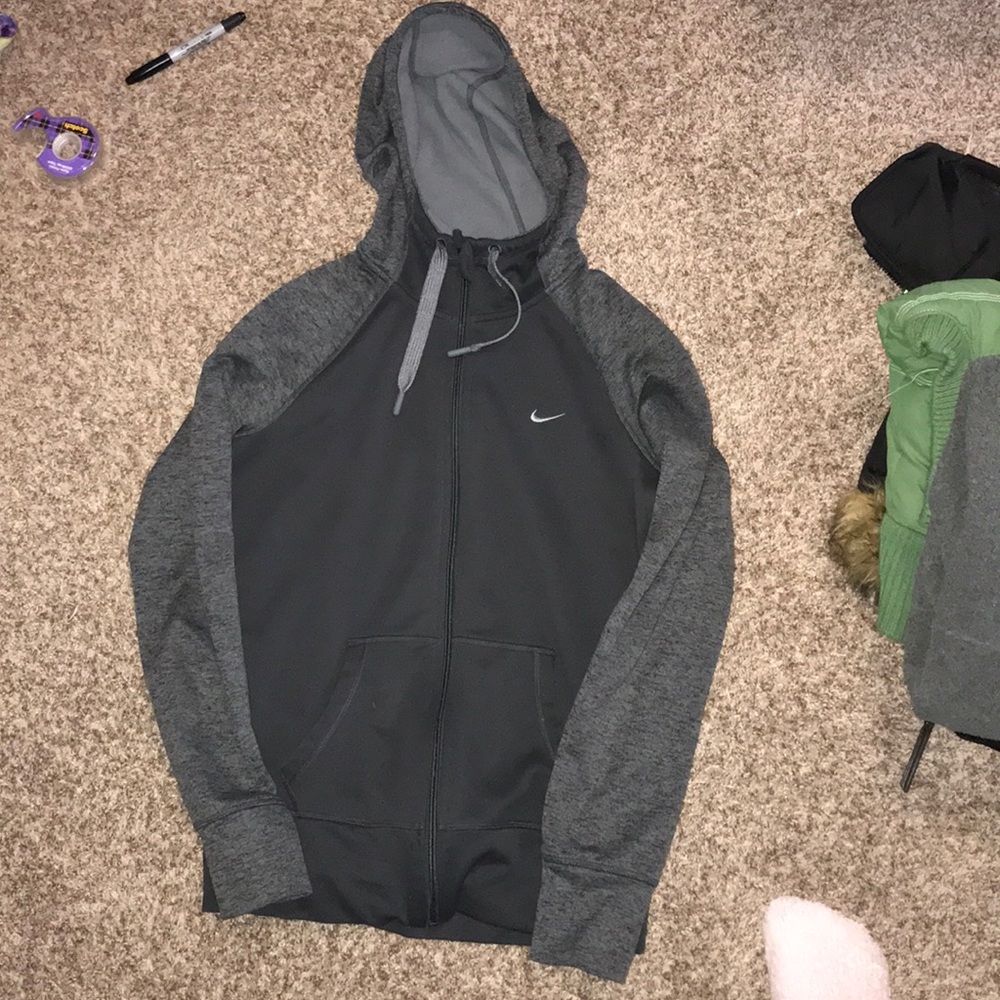 Brand new nike sweater